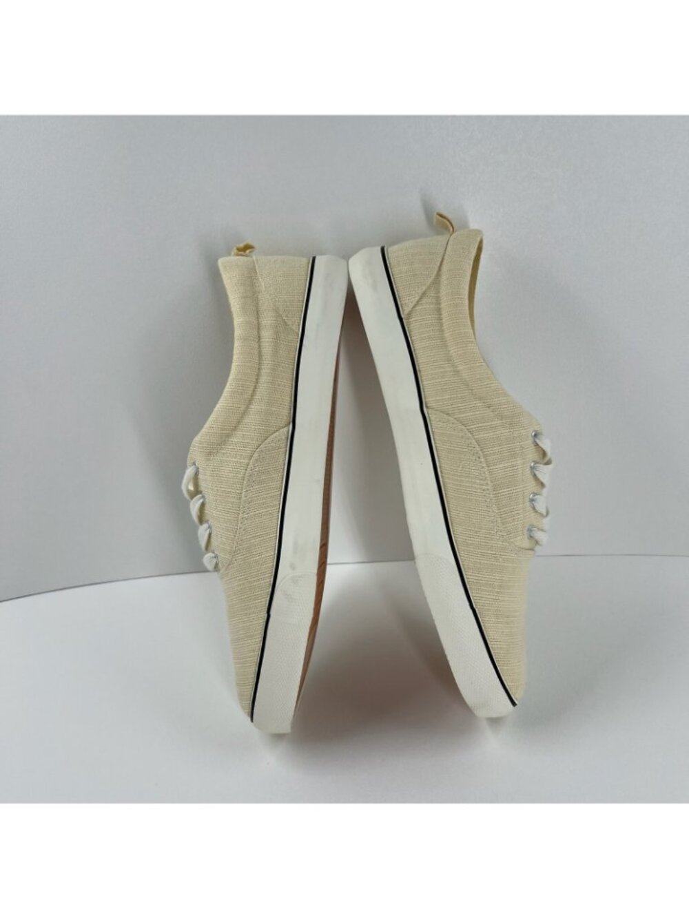 Universal Thread Molly Lace Up Sneaker Womens US 10 Canvas Low Top Tennis Yellow - Picture 7 of 11